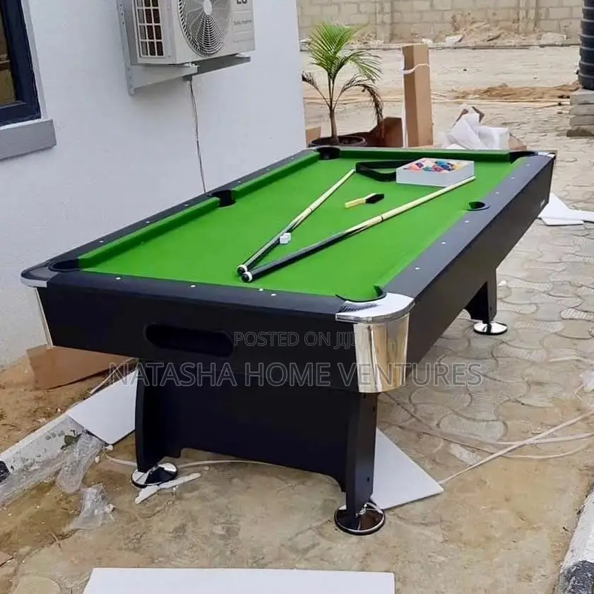 Professional Pool/Billiard Table