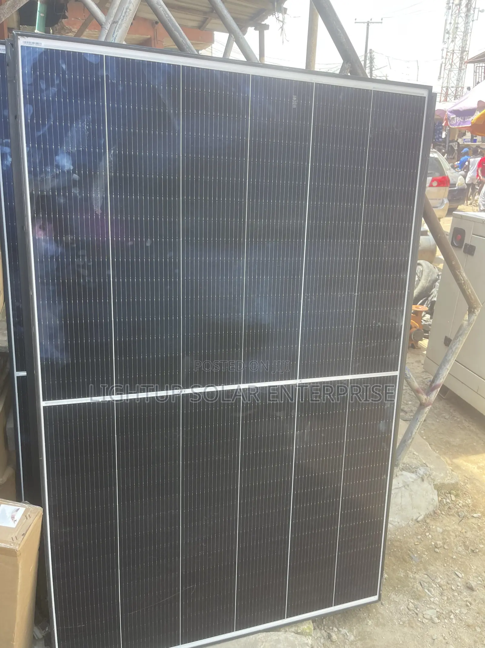 Jinko 550w Half-Cut Monocrystalline Solar Panel