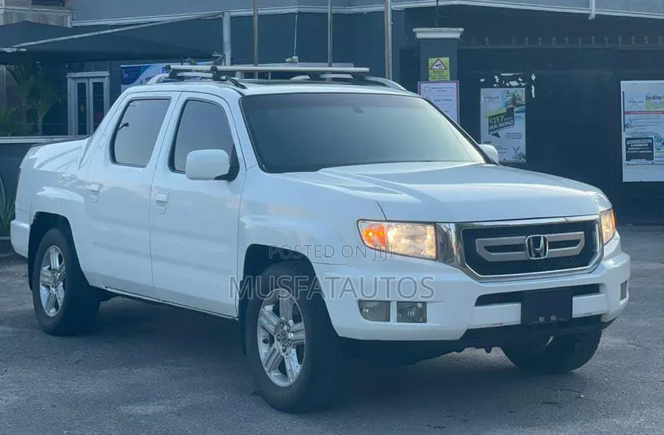 Honda Ridgeline 2011 White
