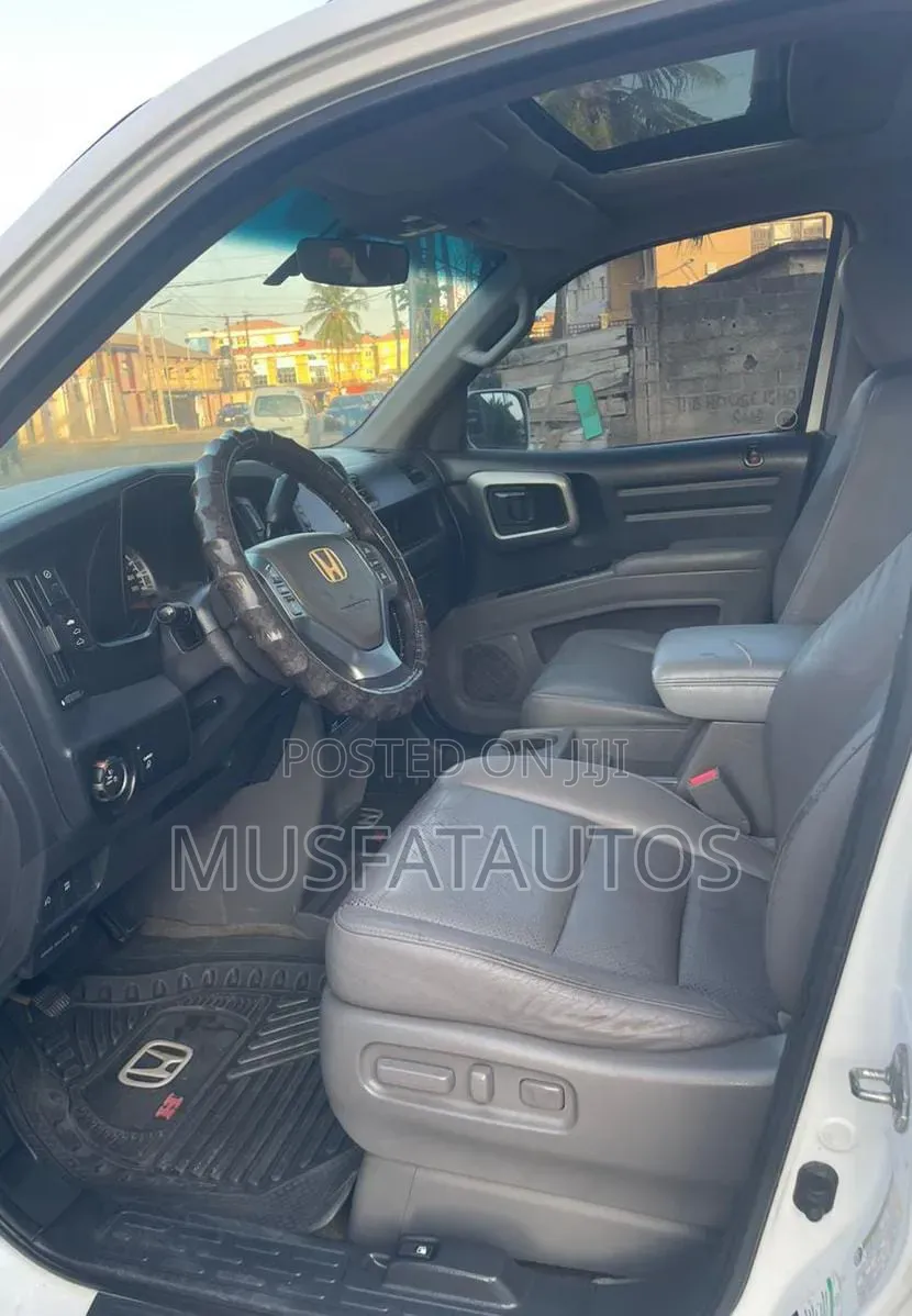 Honda Ridgeline 2011 White