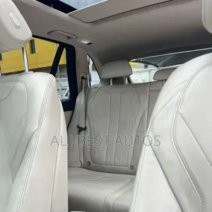 BMW X5 xDrive35i 4dr SUV AWD (3.0L 6cyl Turbo 8A) 2015 Gold