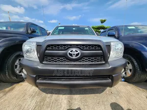 Toyota Tacoma 2011 Gray
