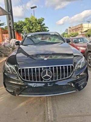 Mercedes-Benz E300 2017 Black