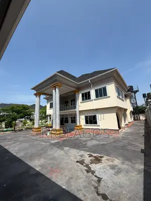 6bdrm Duplex in Sangotedo for sale