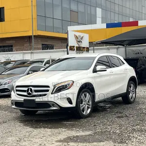 Mercedes-Benz GLA 250 2015 White