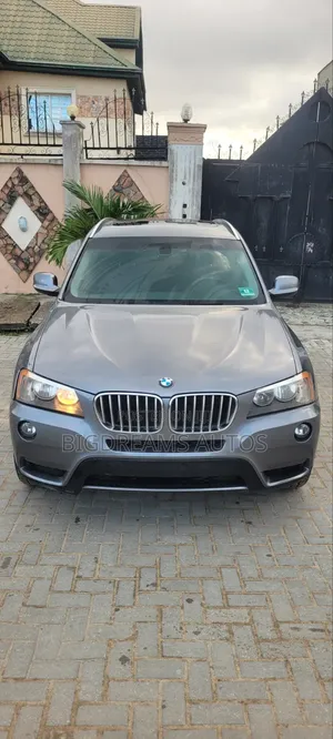 BMW X3 xDrive28i 4dr SUV AWD (2.0L 4cyl Turbo 8A) 2014 Gray