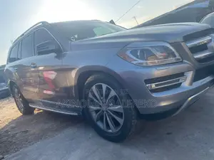 Mercedes-Benz GL-Class GL450 4MATIC 4dr SUV AWD (3.0L 6cyl Turbo 7A)