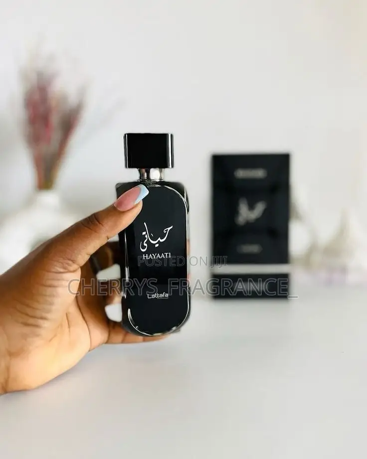 Hayaati Black