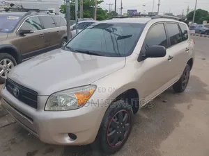 Toyota RAV4 2008 Gold