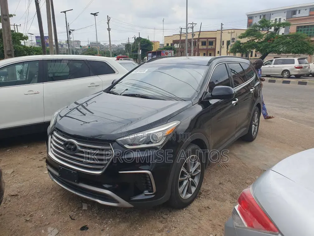 Hyundai Santa Fe 2018 Black