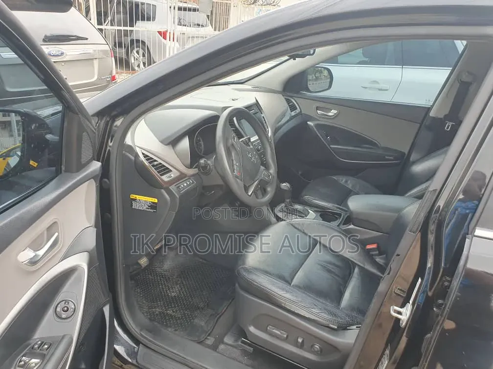 Hyundai Santa Fe 2018 Black