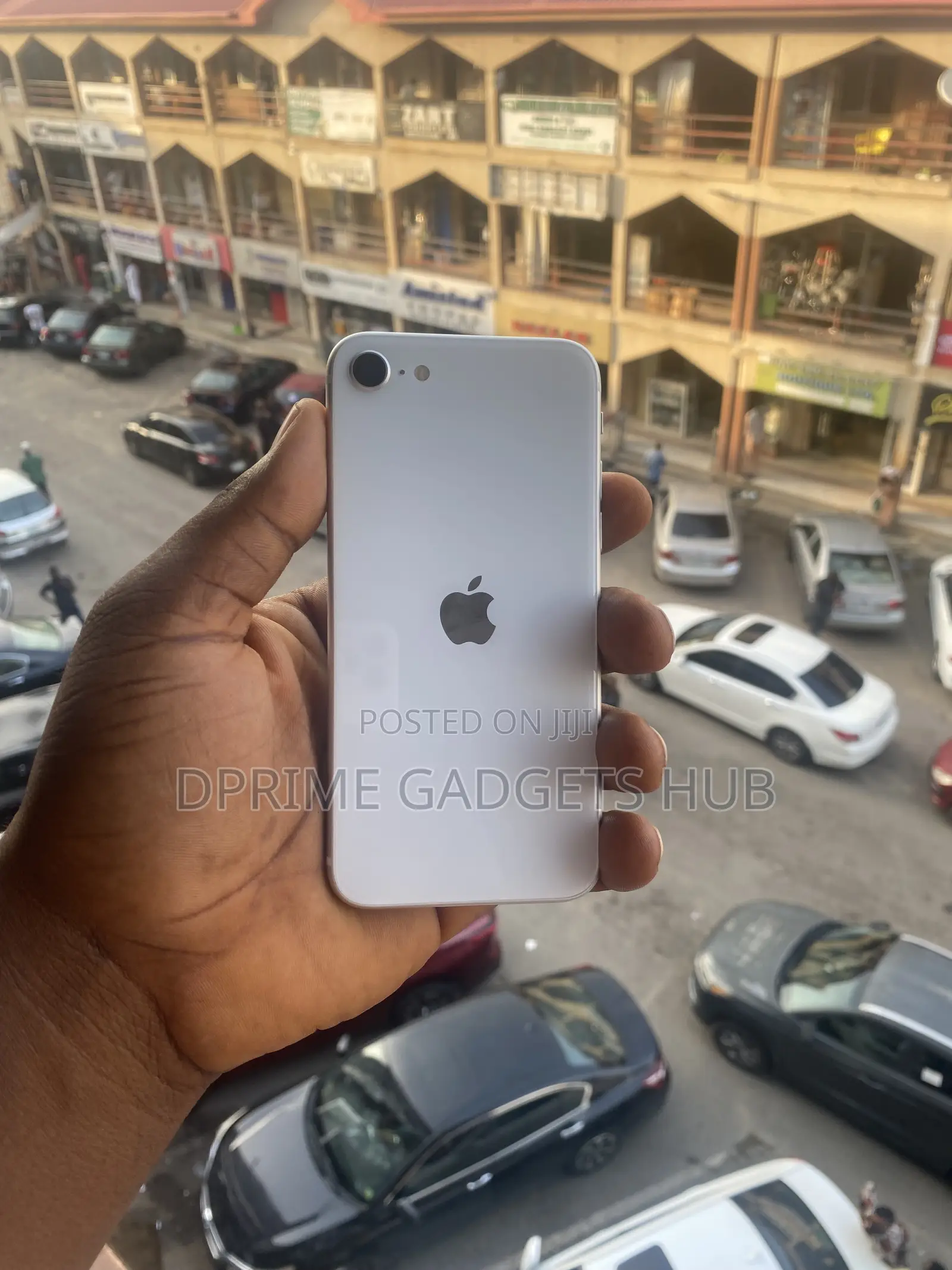 Apple iPhone SE 128 GB White