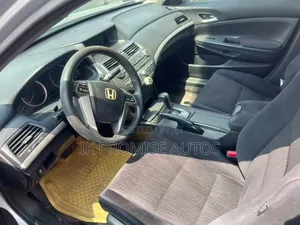 Honda Accord 2011 Silver