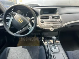 Honda Accord 2011 Silver