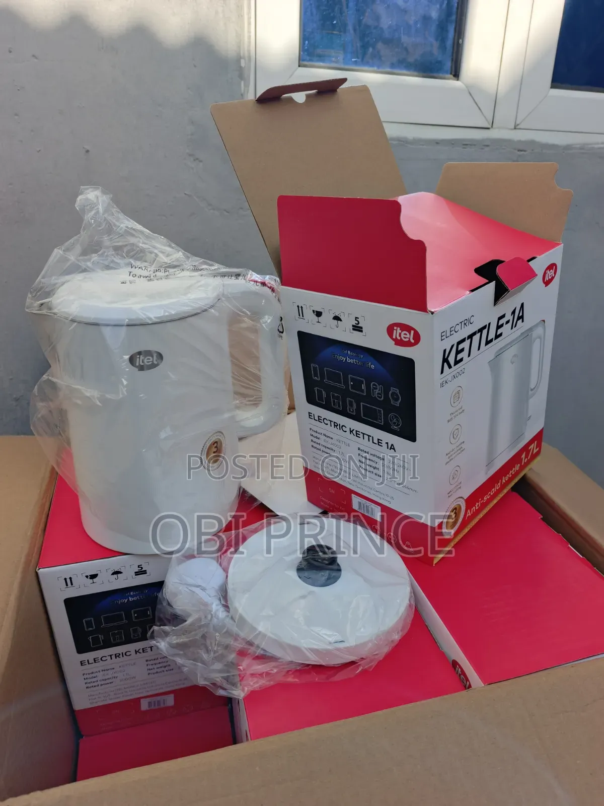 Itel Electric Kettle Jx002. 1.7liters 2000w