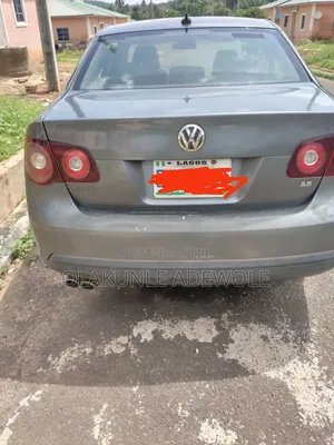 Volkswagen Jetta 2010 Gray