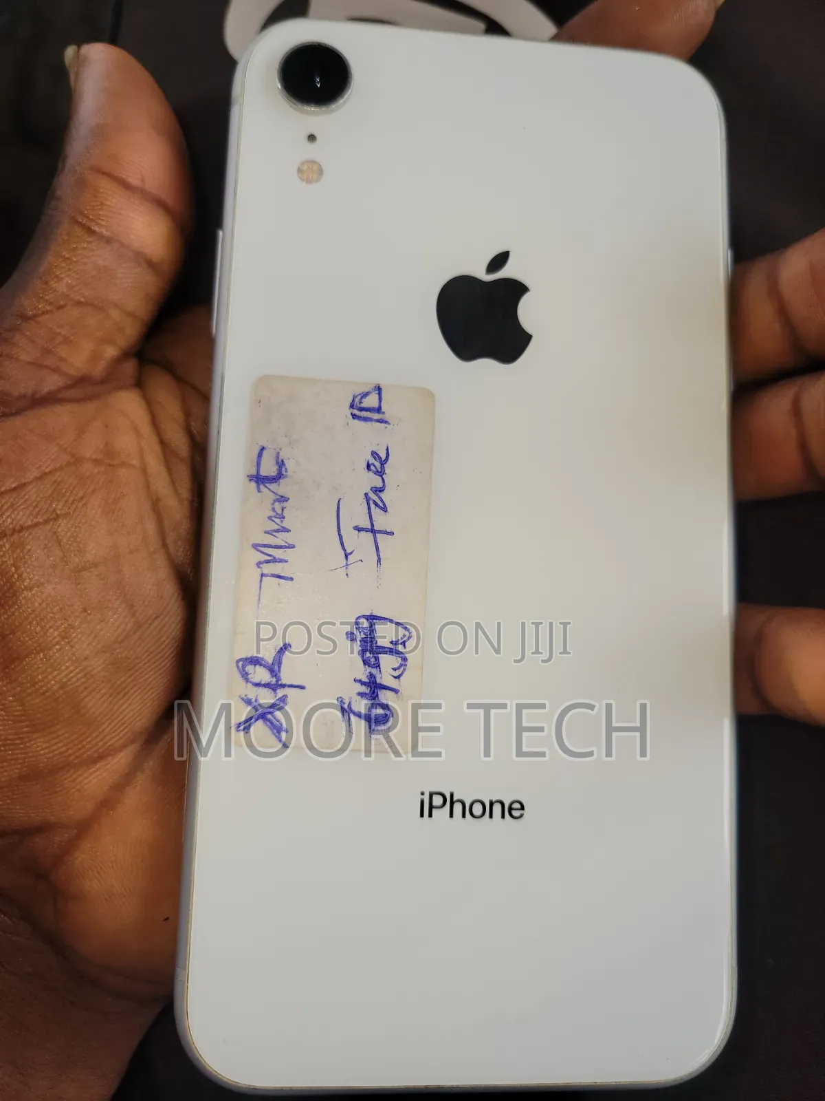 Apple iPhone XR 64 GB White