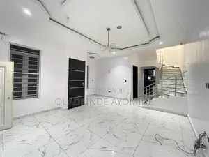 4bdrm Duplex in Chevy View Estate, Chevron for rent