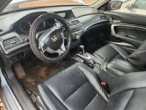Honda Accord 2009 Silver