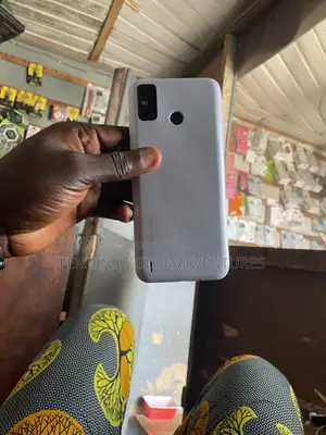 Tecno Spark 6 Air 32 GB White