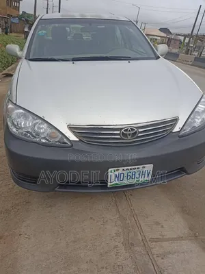 Toyota Camry 2004 Silver