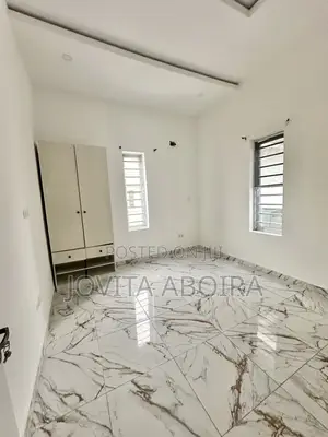 1bdrm Shared Apartment in Canal West Estate, Osapa london for rent