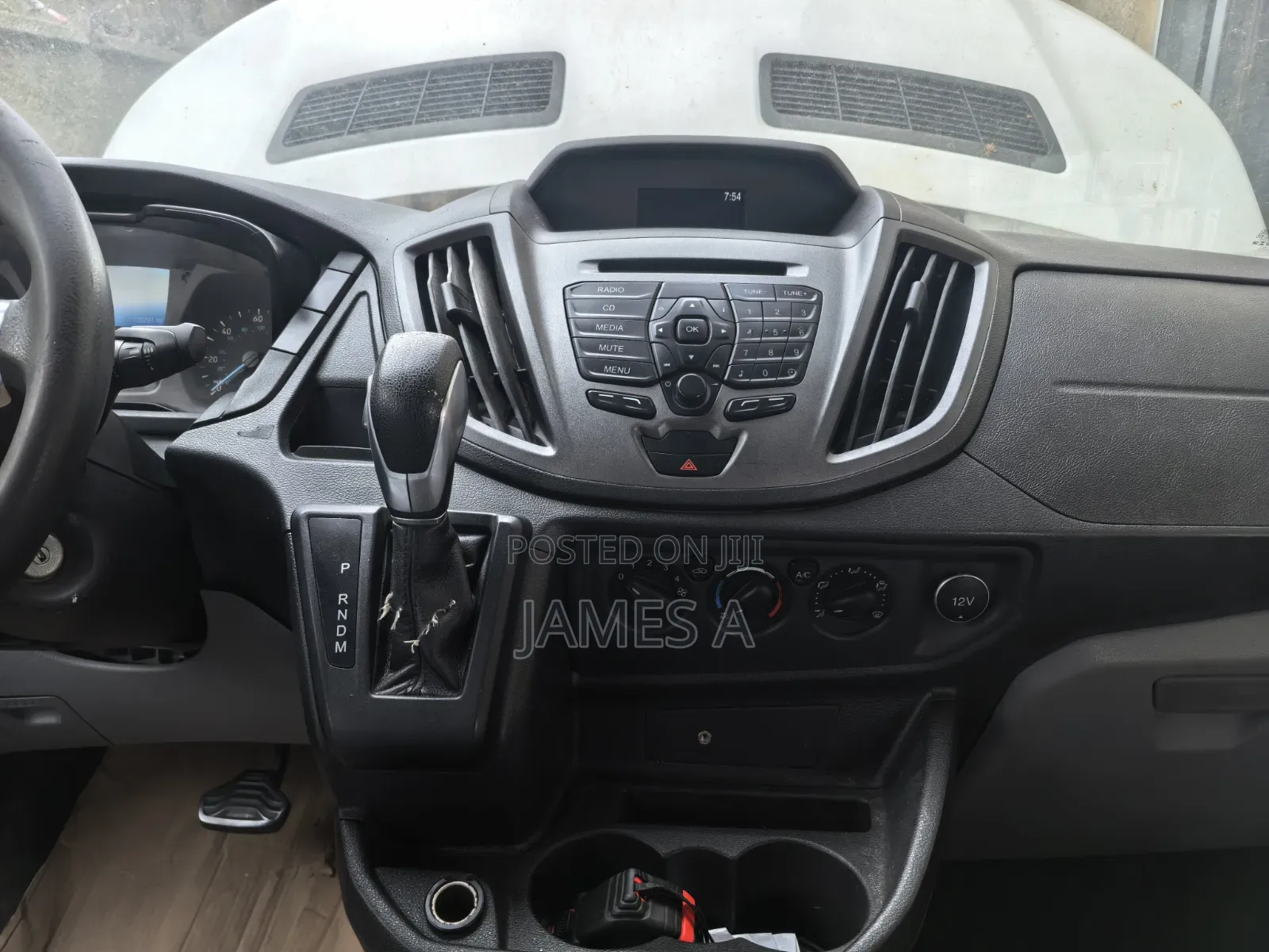 Ford Transit-350 2017 White