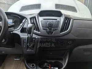 Ford Transit-350 2017 White
