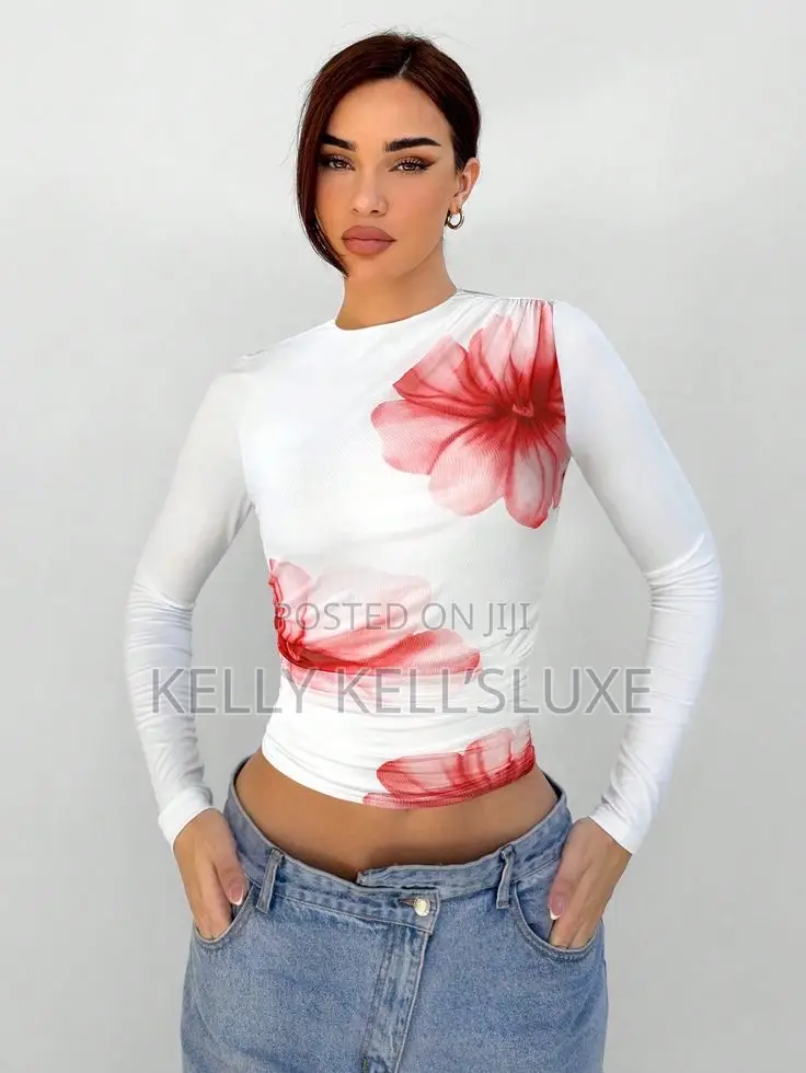 Floral Longsleeve Top
