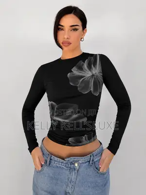 Floral Longsleeve Top