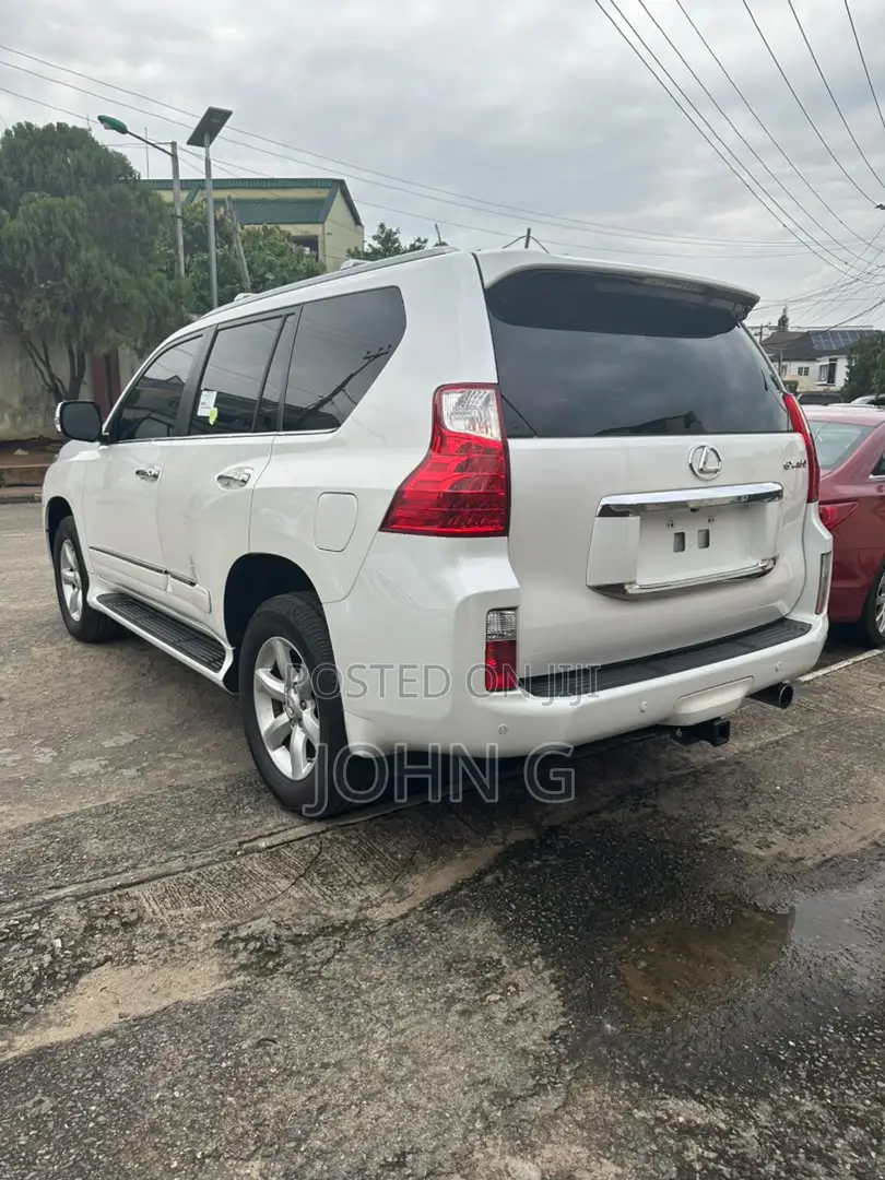Lexus GX 460 Premium 2013 White