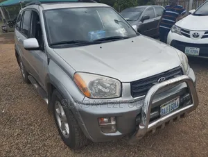 Toyota RAV4 2001 Gray
