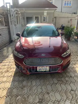 Ford Fusion S 4dr Sedan (2.5L 4cyl 6A) 2014 Red