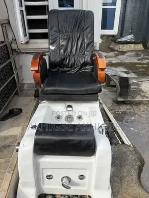 Executive Pedicure and Manicure Chair