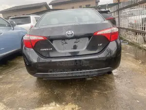 Toyota Corolla 2015 Black
