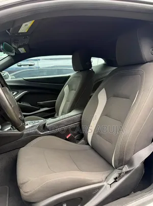 Chevrolet Camaro 2020 White