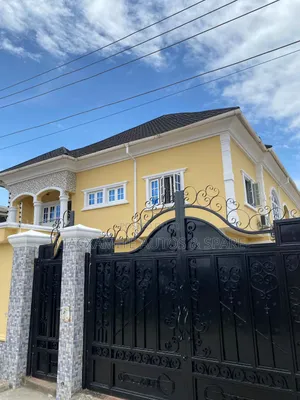3bdrm Block of Flats in Seaside Estate, Ado / Ajah for rent