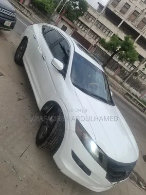 Honda Crosstour 2010 White