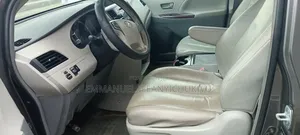 Toyota Sienna 2013 Gray