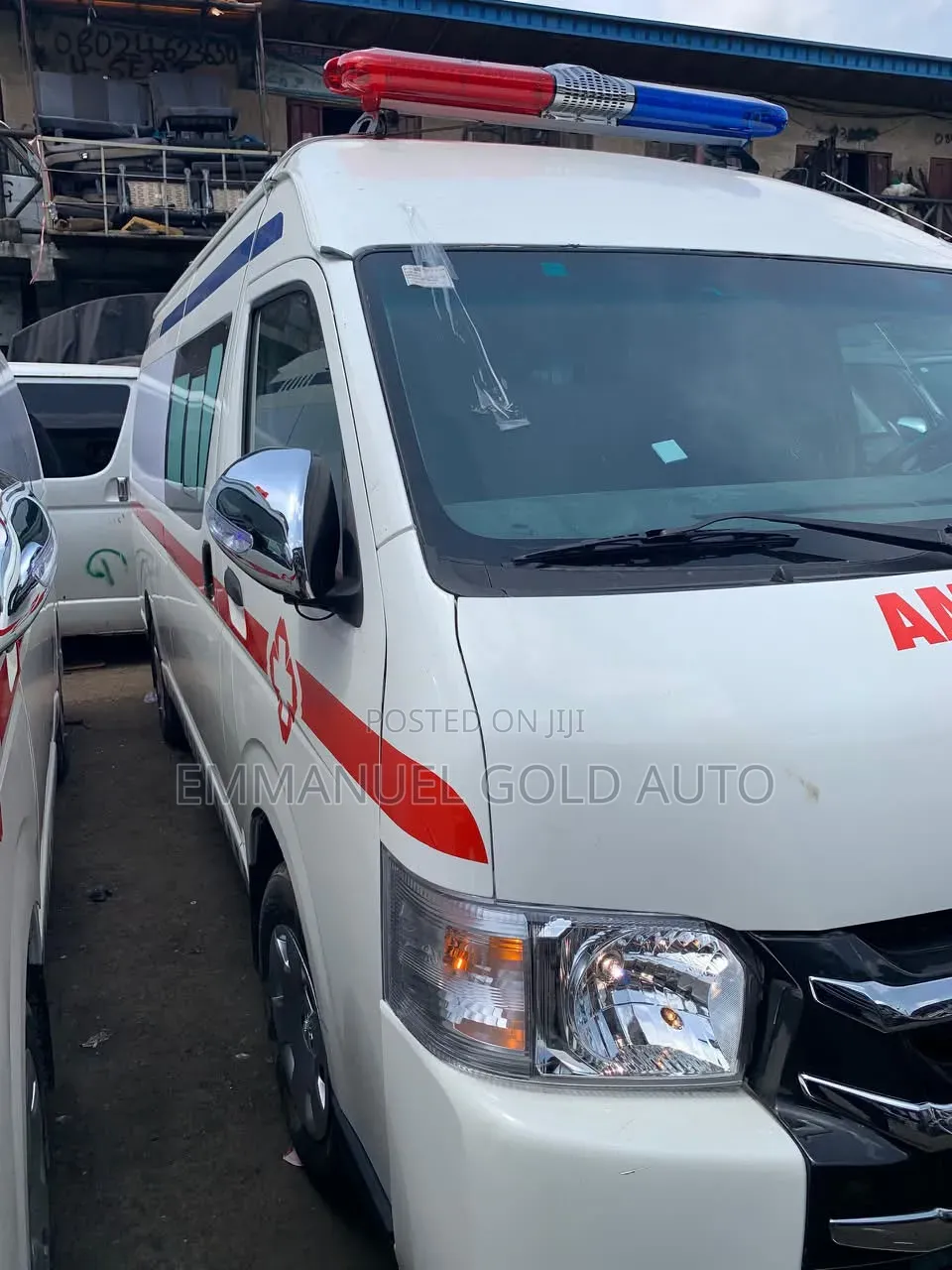 Toyota HiAce 2010 White