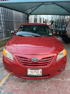 Toyota Camry LE 4dr Sedan (2.4L 4cyl 5A) 2008 Gold