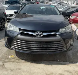 Toyota Camry 2017 Gray