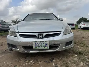 Honda Accord 2.0 Comfort 2007 Silver