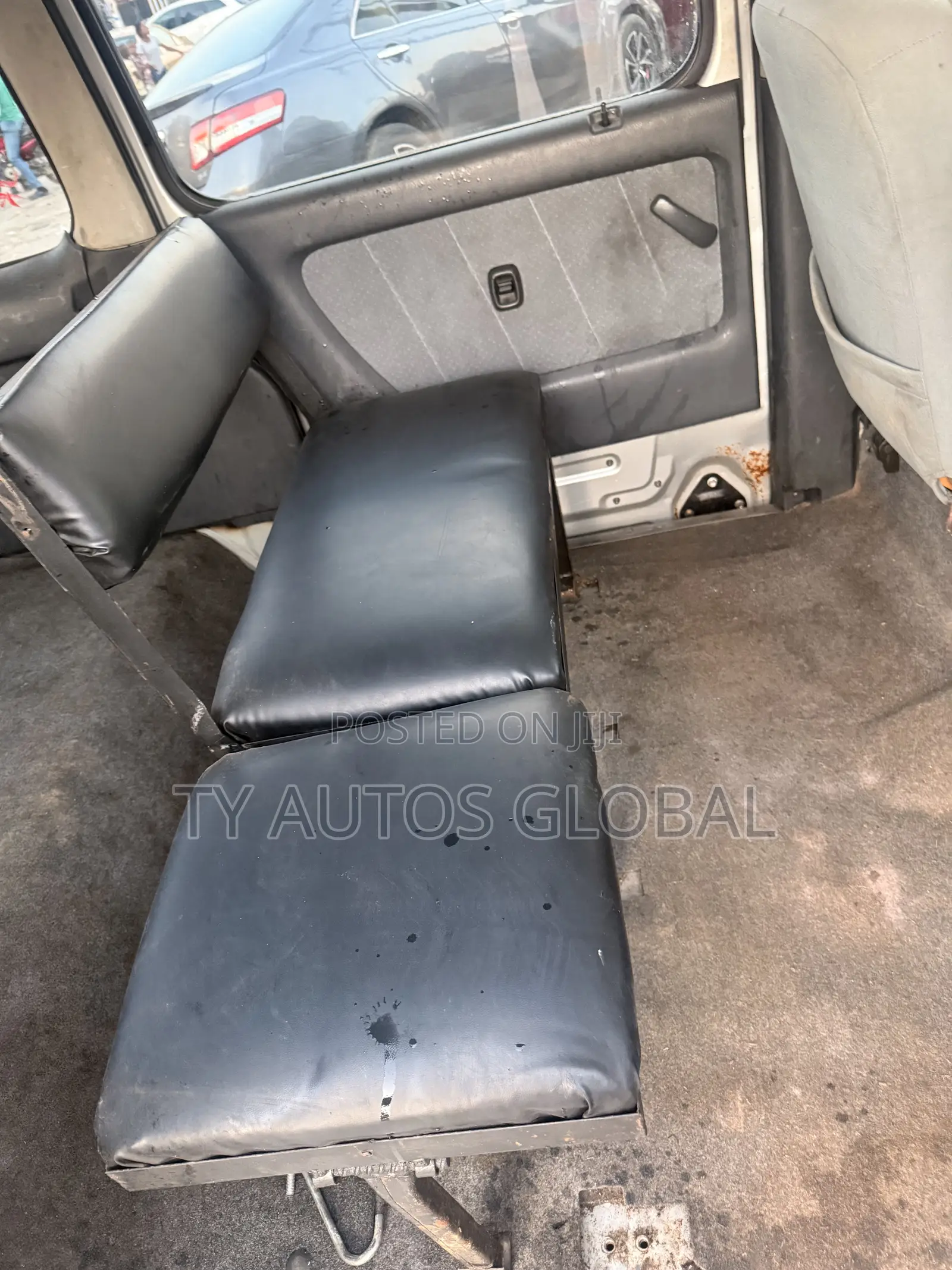 Suzuki APV Minibus 2003 Silver