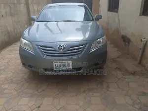 Toyota Camry 2007 Gray
