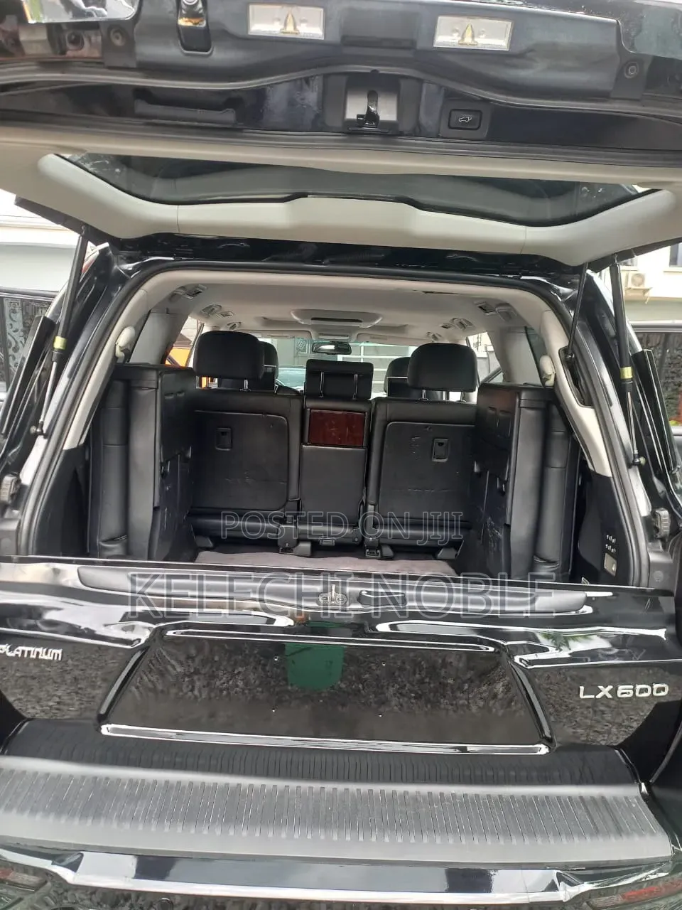 Lexus LX 570 AWD 2014 Black