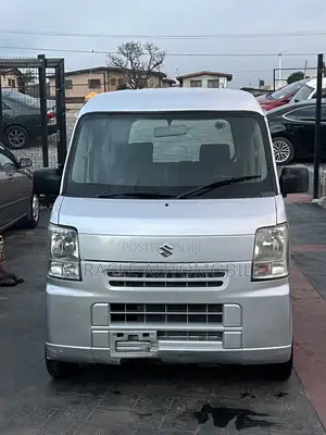 Suzuki Every Wagon 2012 Gray