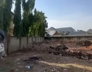 Land for Sale ( 1 Hectare) in Katampe Extension Abuja (1,000 Sqm)