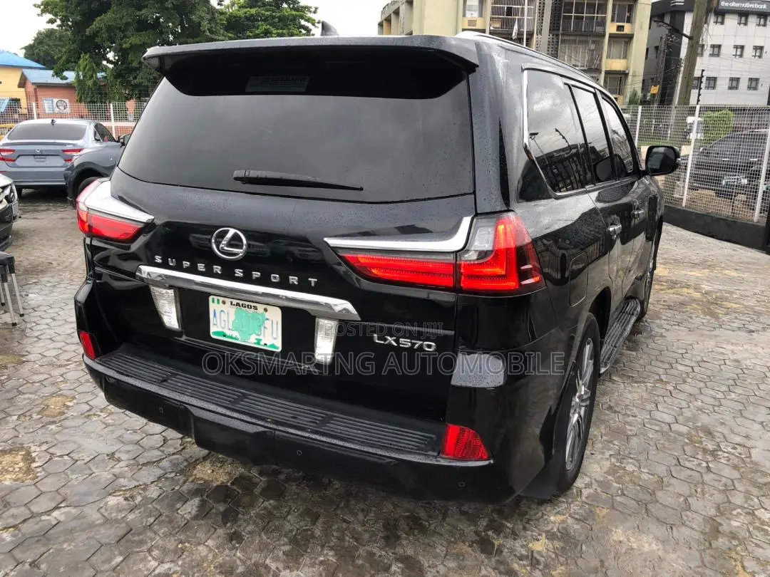 Lexus LX 570 (5 seats) AWD 2016 Black