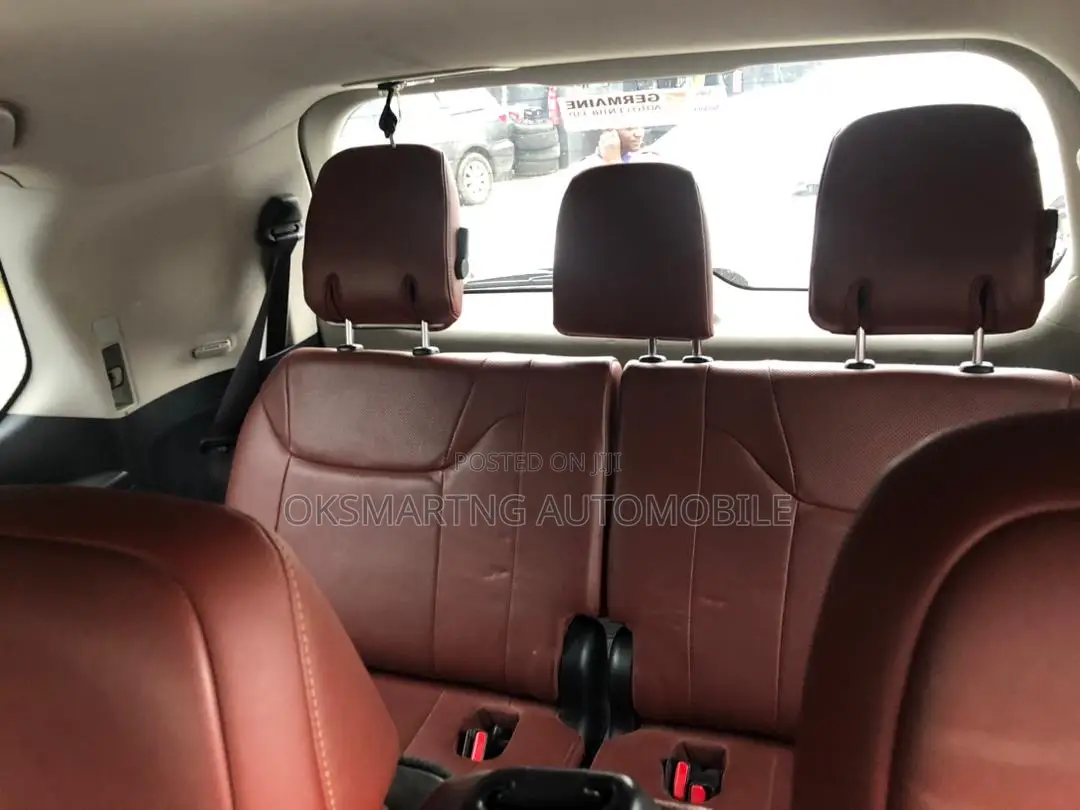 Lexus LX 570 (5 seats) AWD 2016 Black